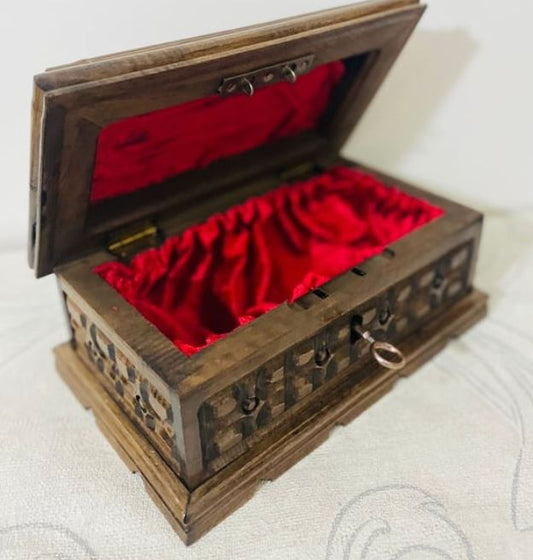 Kilitli Sandık Hediye Kutu 32 cm Ahşap Oyma İşlemeli